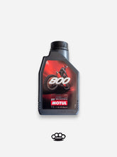 Upload the image to the Gallery viewer, Olio motore Off Road 1L 2T MOTUL 104038 800